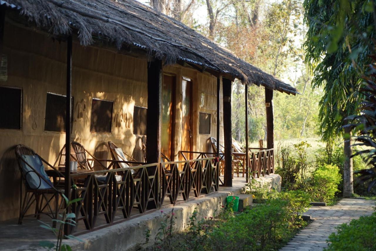 Forest Hideaway Resort Pvt Ltd Bardiya Exterior photo