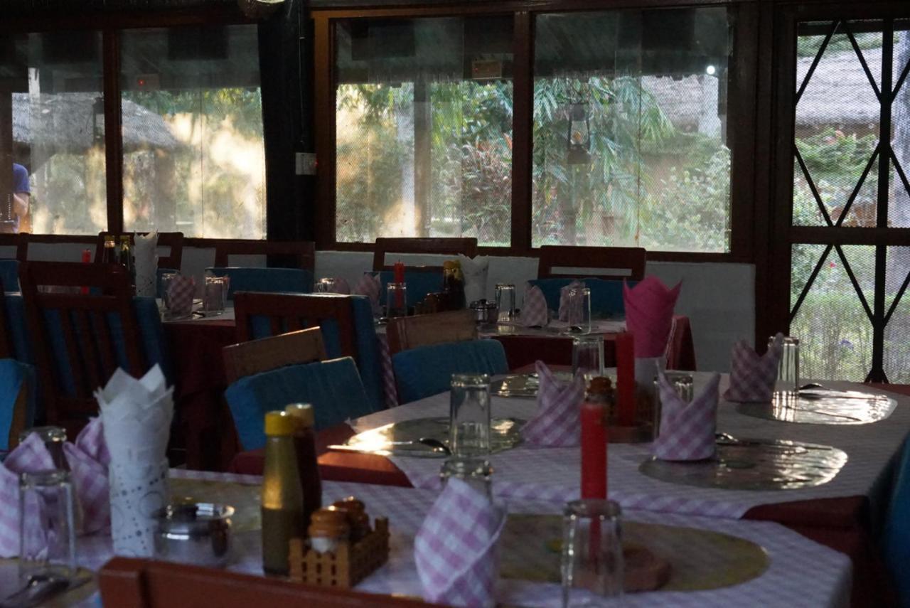 Forest Hideaway Resort Pvt Ltd Bardiya Exterior photo